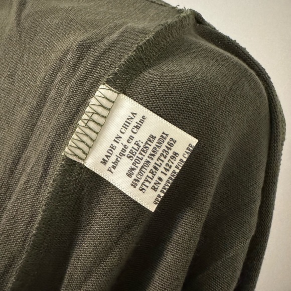 Love Riche | Long Sleeved Olive Green with Jewel Flower Appliqué Top | Medium - Picture 7 of 9